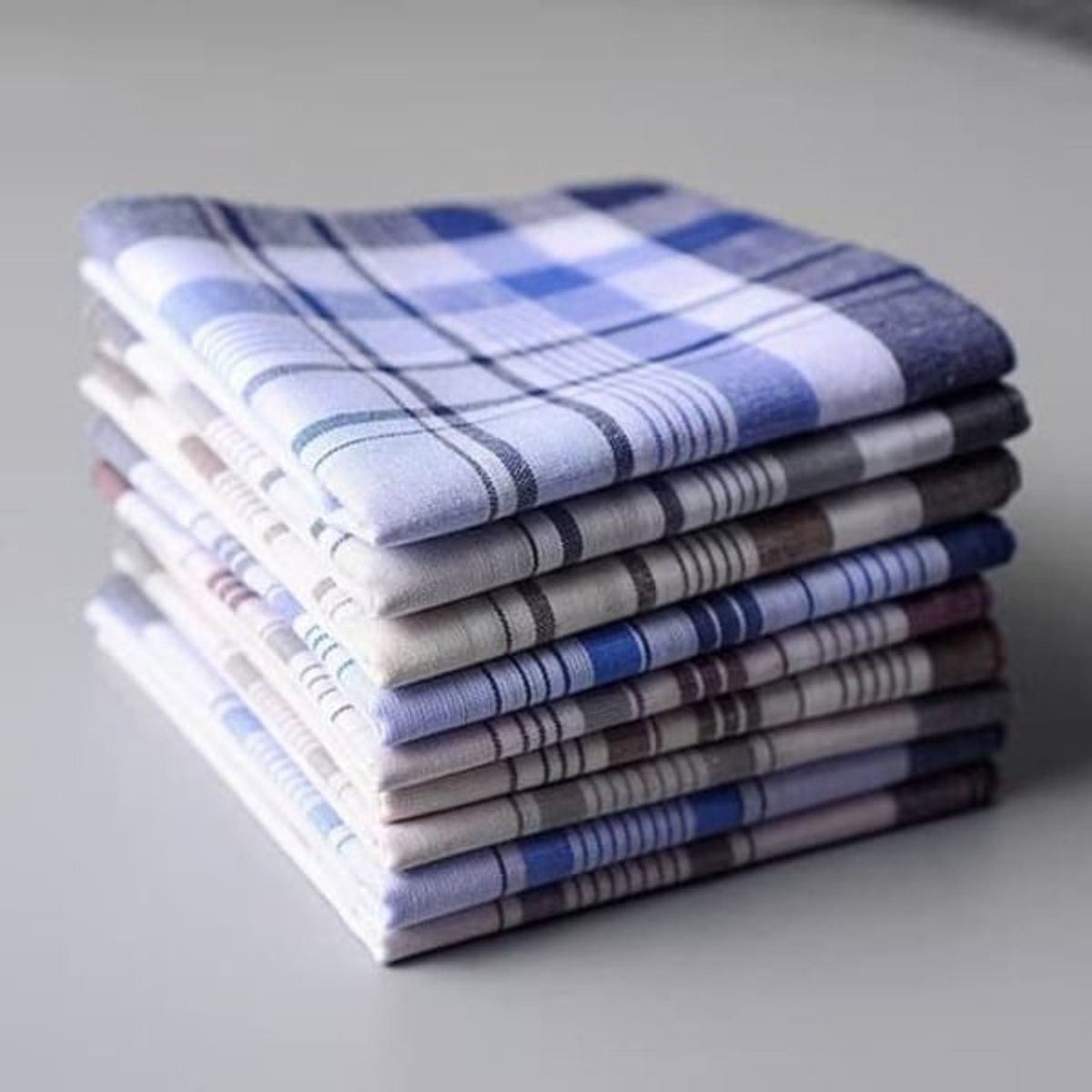 10 Pack Men's Cotton Handkerchiefs, Soft Breathable Reusable Pocket Squares, 38 x 38 cm White Cloths for Daily Use