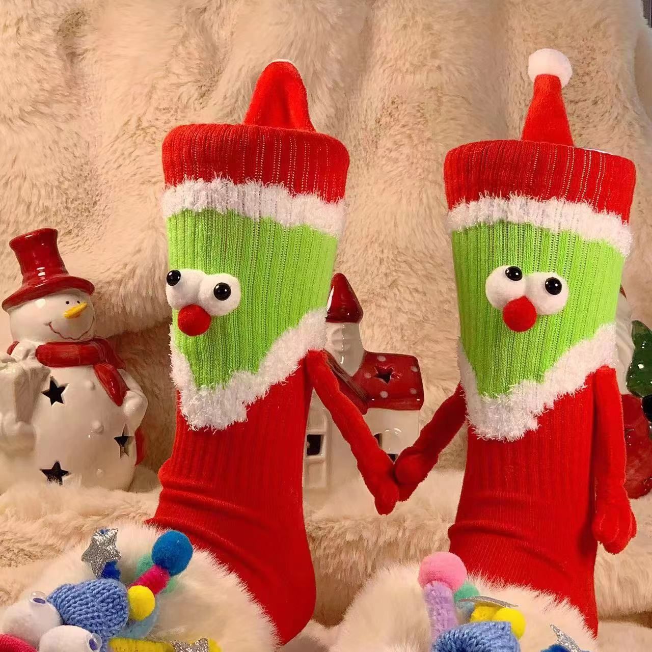 4 pack Family Matching Christmas Socks Funny Xmas Magnetic Mid-Tube Socks Christmas Novelty Socks for Parent-child