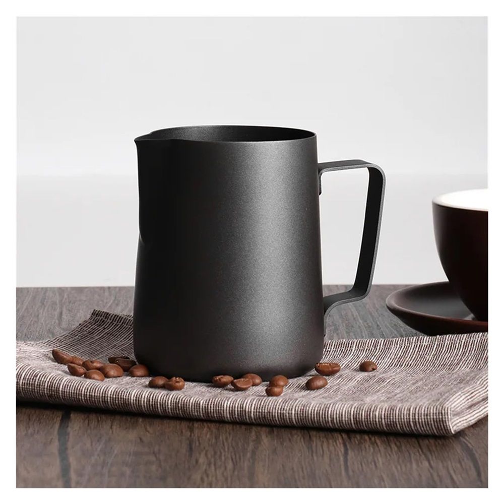 12 oz Milk Frothing Pitcher – Frother Cup with Drip Resistant Spout - Latte Art Pitcher for Cappuccino Espresso Barista, Home & Commercial Use（black）