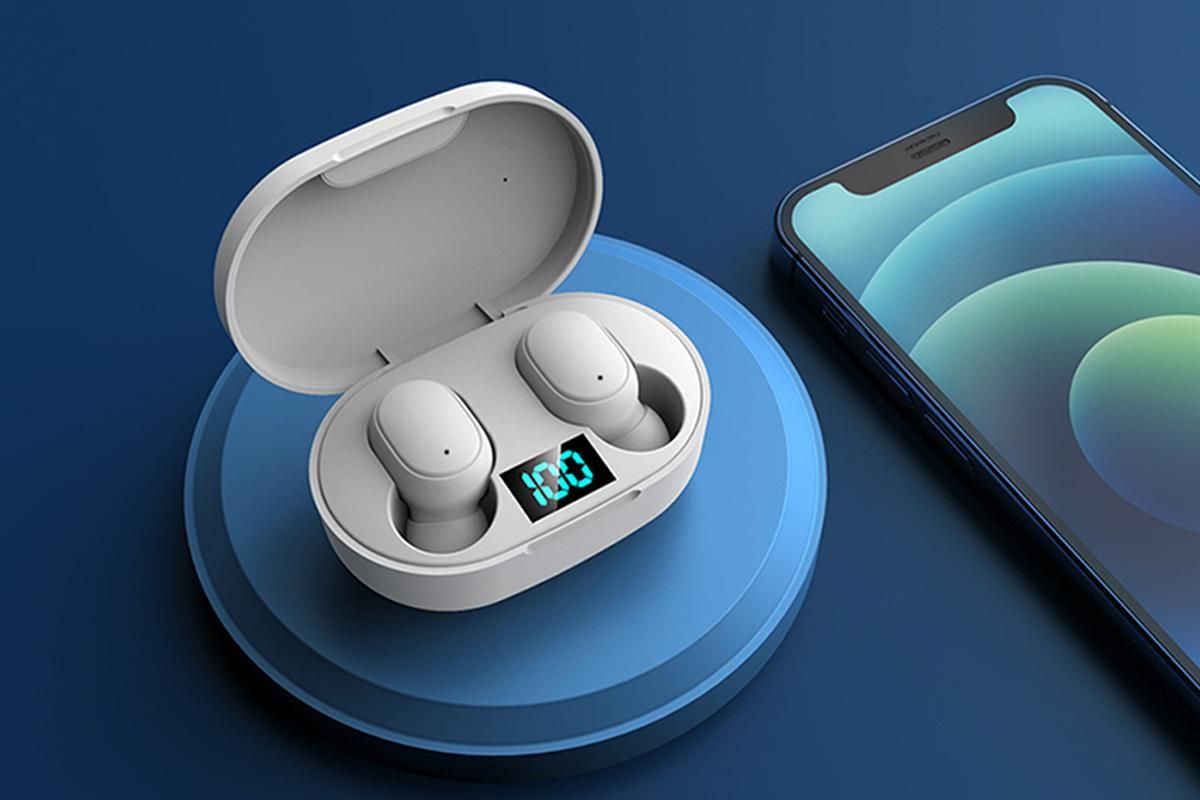 Bluetooth 5.1 Wireless Earbuds with LED Display IPX4 Waterproof Headphones-White